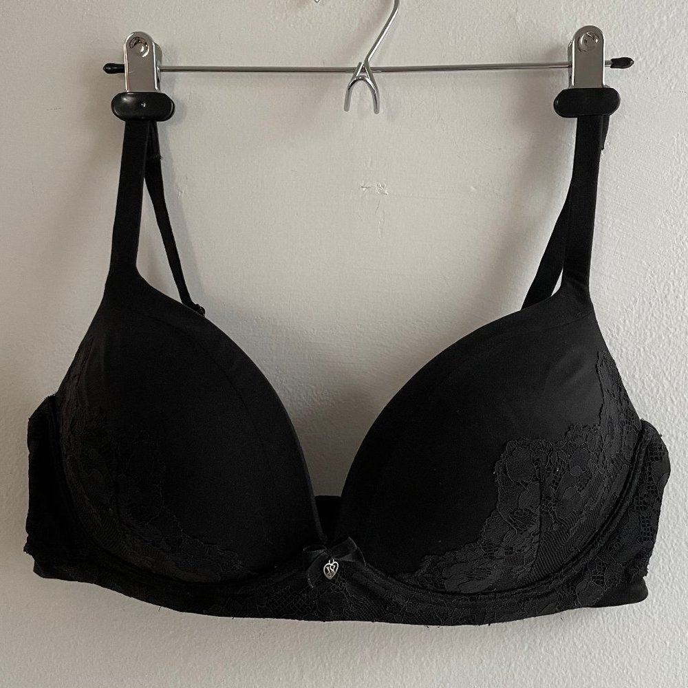 Victoria Secret - Body by Victoria no wire bra